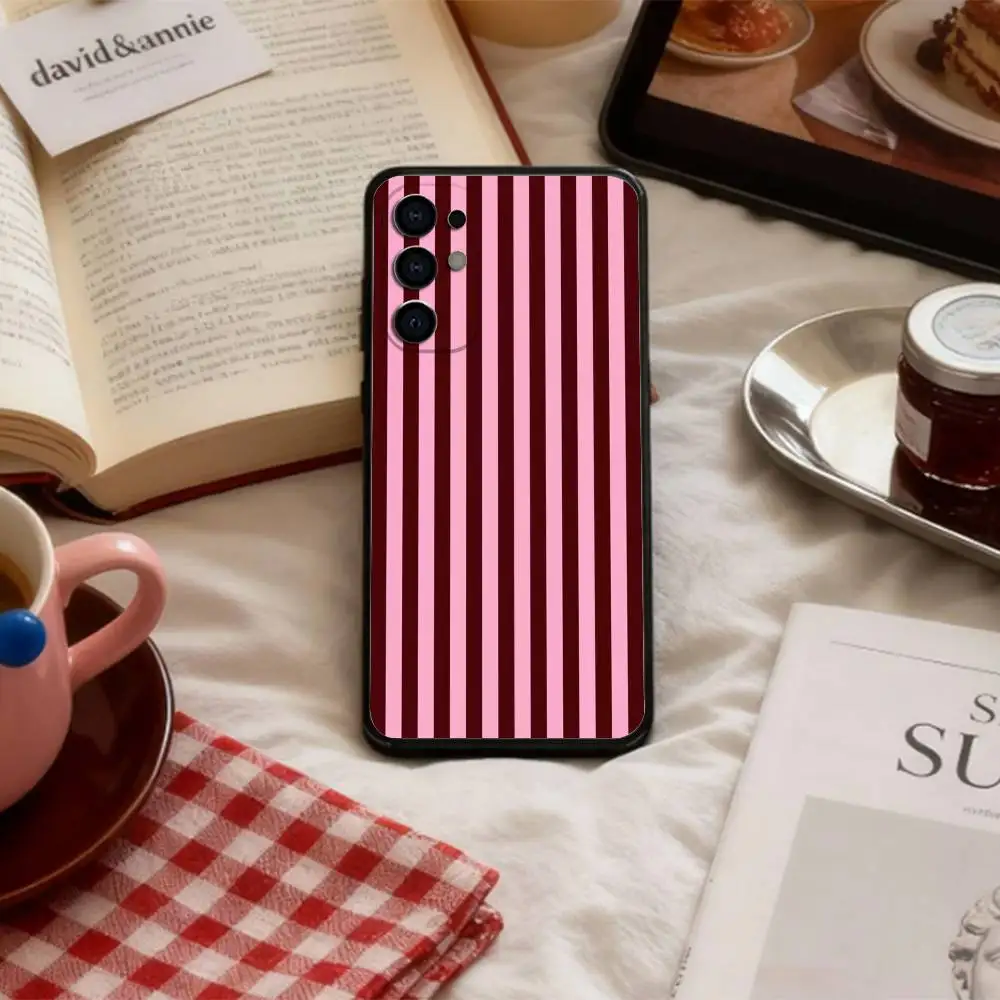 Чехол для телефона B-Burgundy W-White Stripe для Samsung S 25,24,23,22,30,21,10,9,Ultra,Plus,Lite,FE,4,5 G, мягкий черный чехол (art.: 3920d96cd8f4f) - 3920d96cd8f4f
