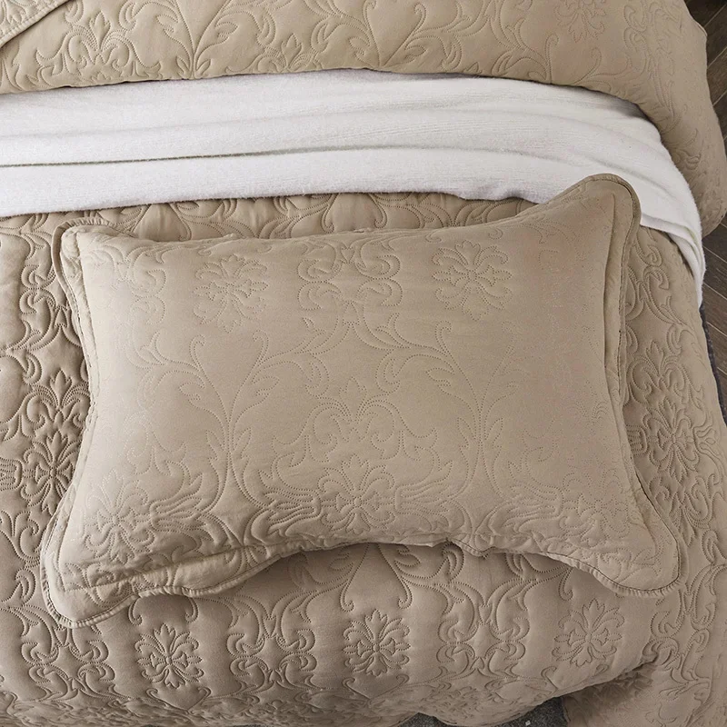 Однотонное растительное искусственное стеганое покрывало большого размера для