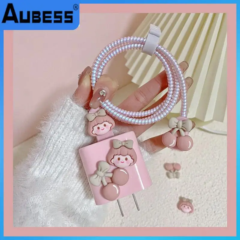 

Gentle Care Does Not Damage The Data Line Breathable Soft Rubber Winder Does Not Affect Charging Protector No Yellowing