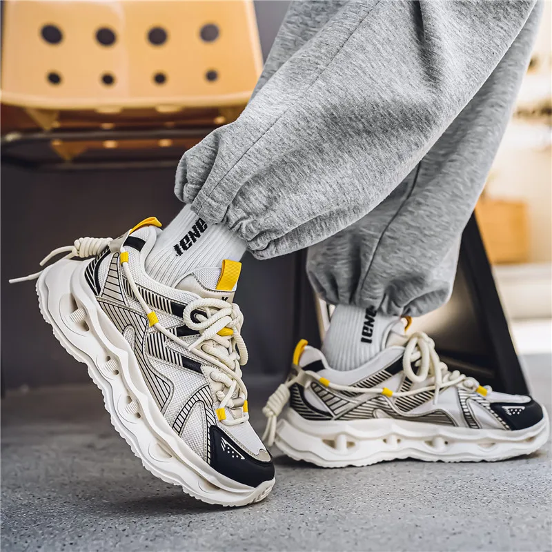 Студенческая повседневная спортивная обувь на мягкой подошве дышащая