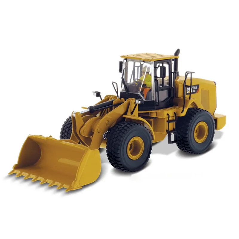 

DM 85907C Diecast 1:50 Scale CAT 950 GC Wheel Loader Alloy Engineering Forklift Model Collection Souvenir Display