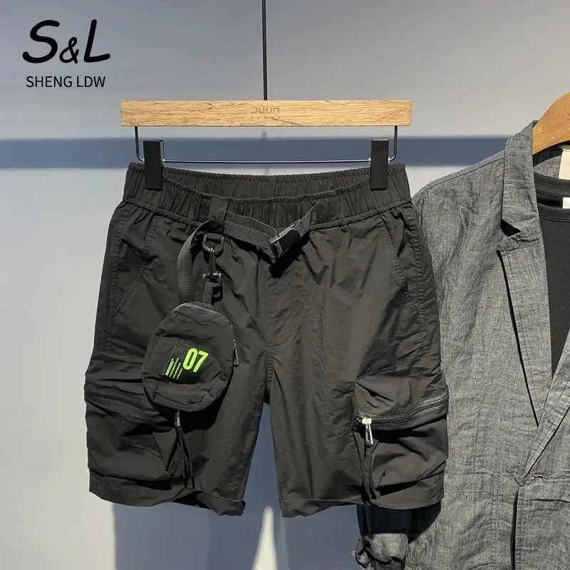 Retro 2023 cargo shorts men with multiple pockets sweatpants Summer loose fitting casual y2k grunge streetwear pants