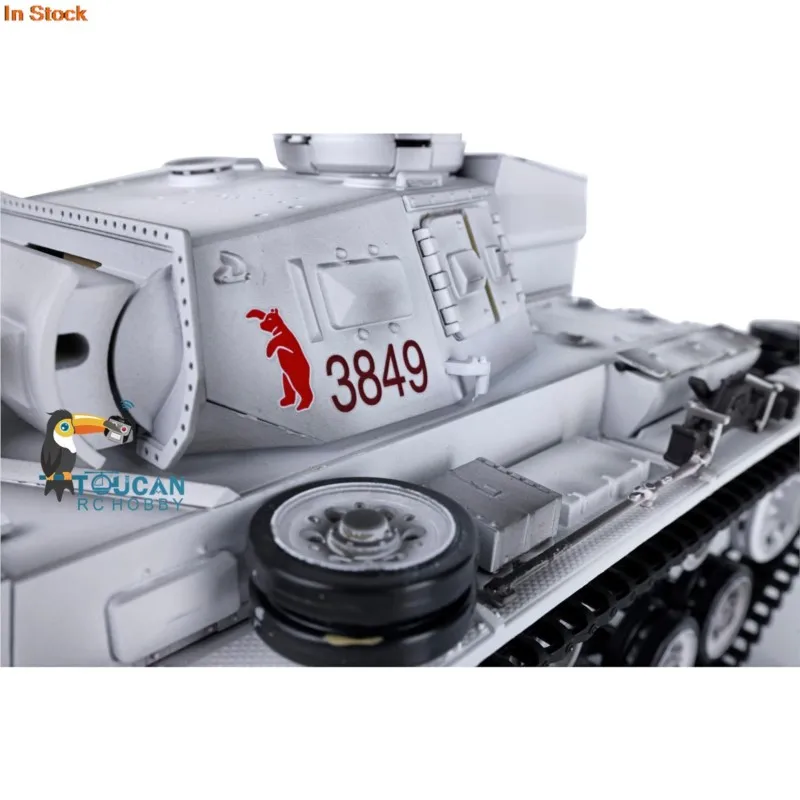 Фото В наличии: Радиоуправляемый танк Heng Long 1/16 Snow 7.0 Customized Panzer III H RTR (модель 3849) с металлическими колесами, гусеницами, редуктором, направляющими роликами и функцией инфракрасной стрельбы BB-шариками. №4