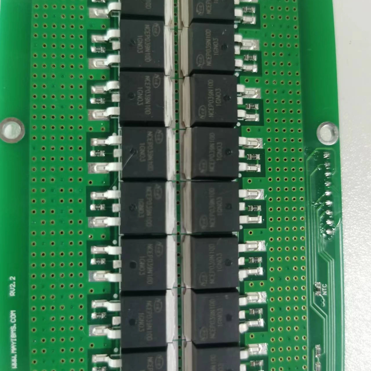 

10pcs 20S Ant 300A and 2pcs 24S Ant 300A and 2pcs 20S Ant 150A and 10 pcs lead wires