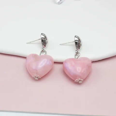 Серьги-подвески YOUNGUO сердечки акриловые розовые