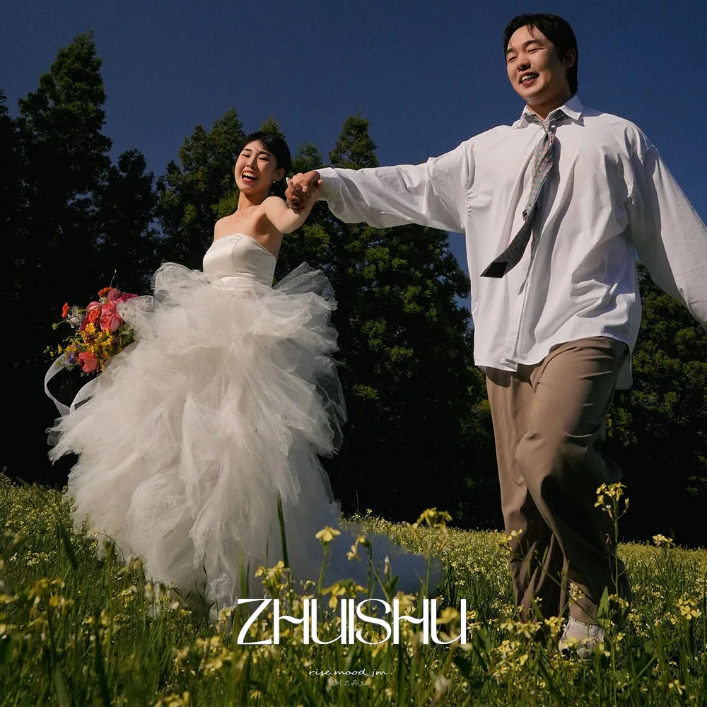 Фото ZHUISHU 2-х предметные корейские свадебные платья для фотосессии на открытом воздухе, индивидуальное трапециевидное платье без бретелек, элегантное пышное многоярусное свадебное платье №1