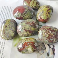 wholesale natural quartz crystal crafts healing stones dragon blood palm stone for massage meditation
