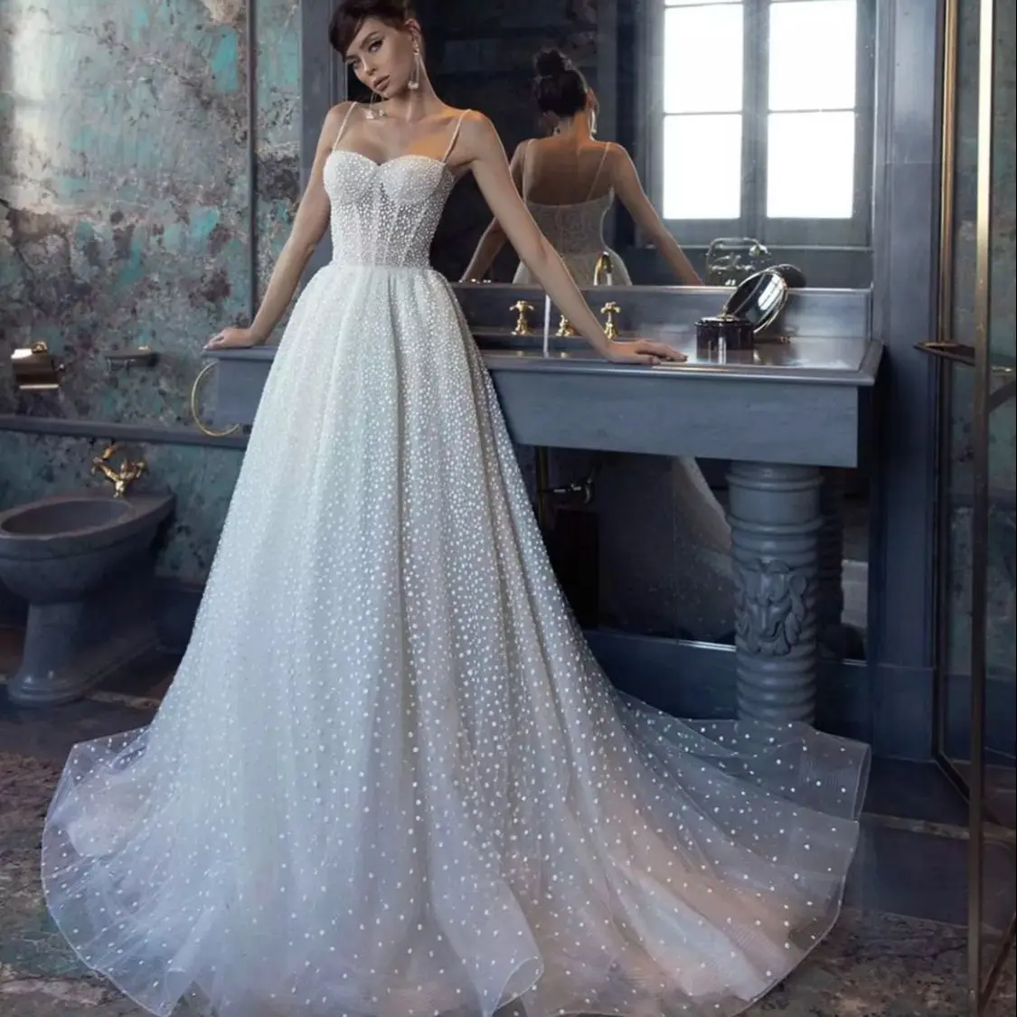 

Великолепное свадебное платье в горошек на бретельках с блестками платье для невесты на тонких бретельках со шлейфом Индивидуальный Пошив