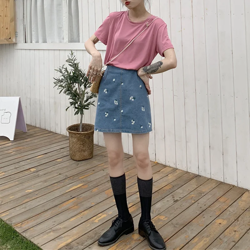 

Women Summer Cute Daisy Embroidery Denim Skirts Cottagecore Korean Style High Waist Woman Short Jean A-Line Skirts for Ladies