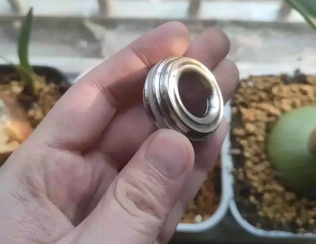 thumb