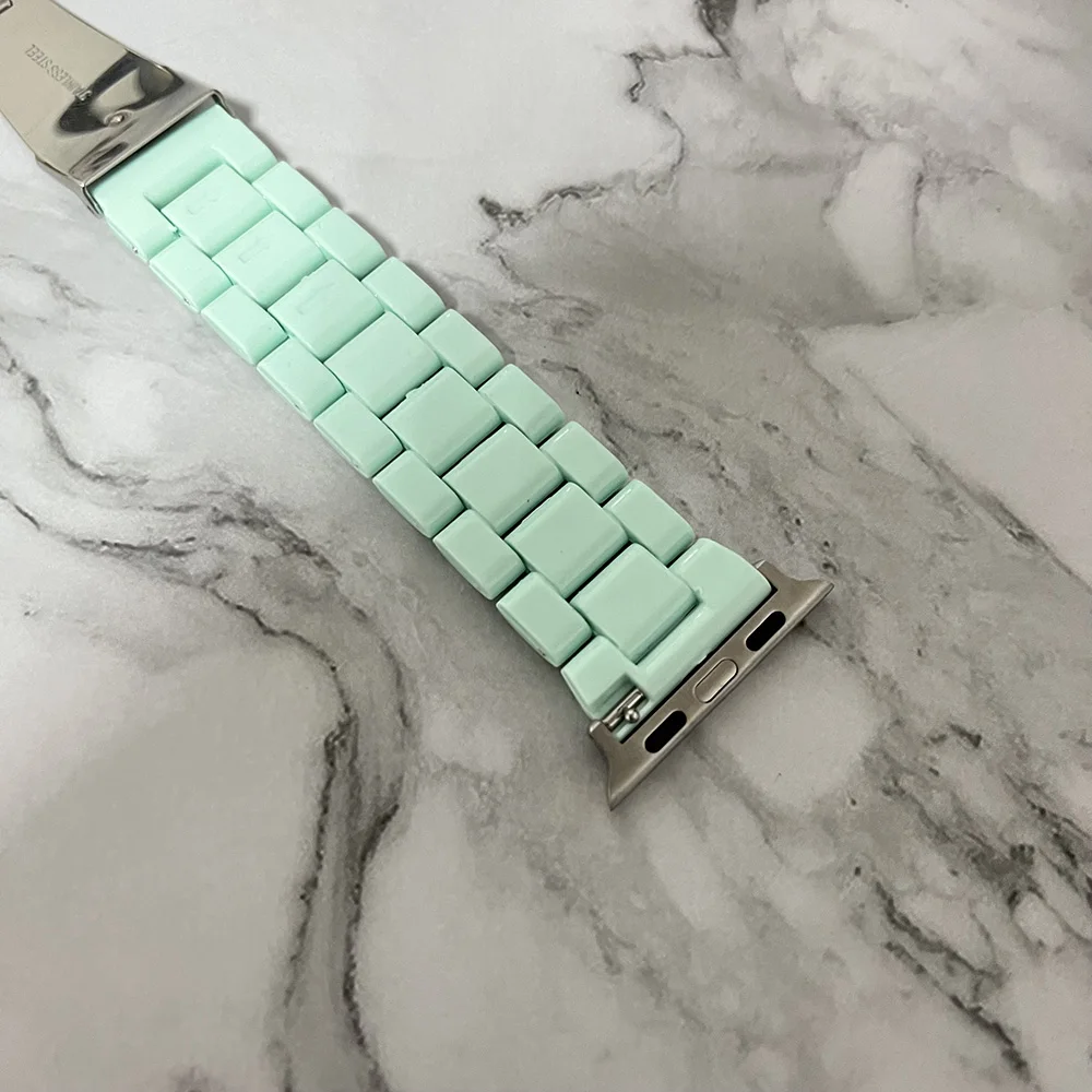 Ремешок для часов Apple Watch 44 мм белый эластичный браслет iWatch 7 SE 6 41 45 40 с бусинами