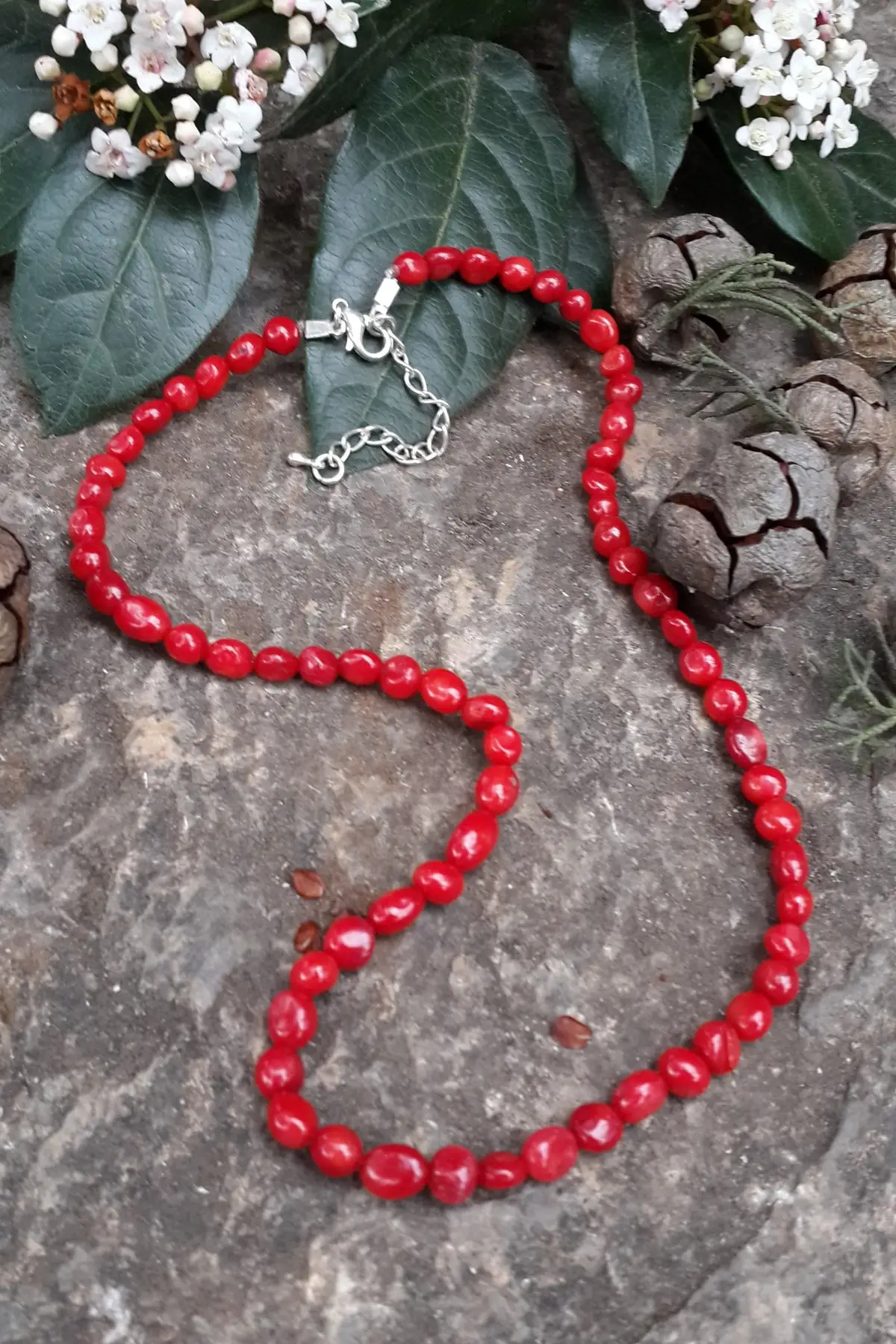 

Украшения Женские колье с красным кораллом