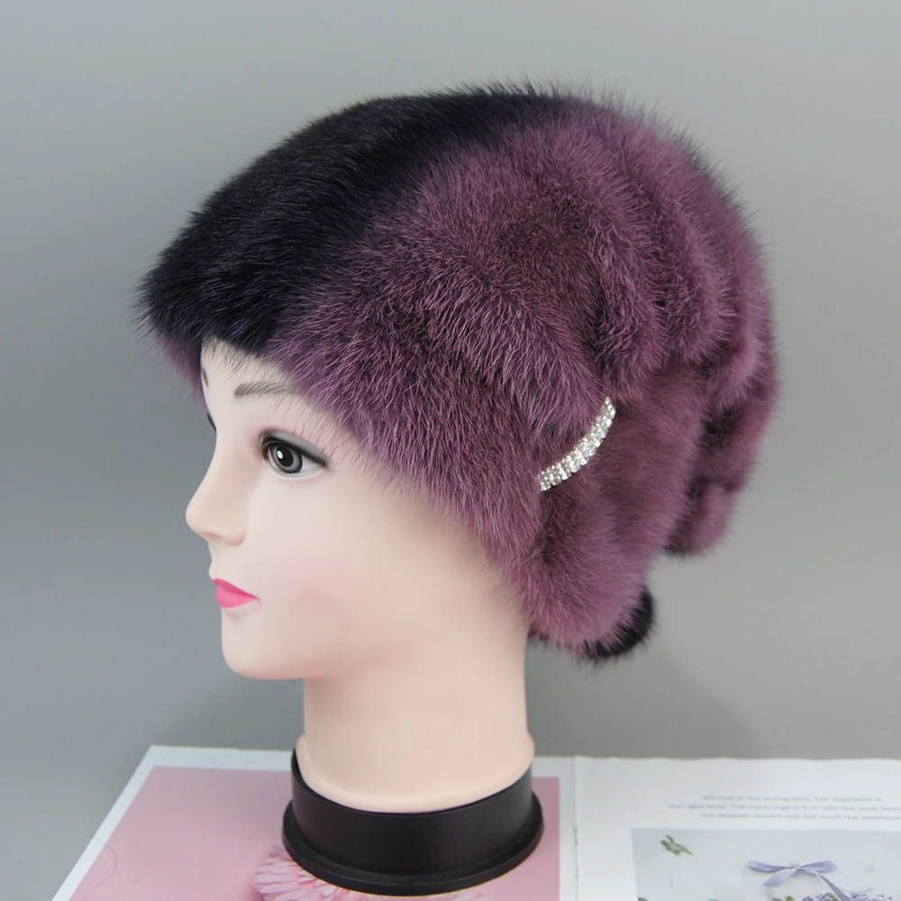 2024 Fashion Hot Whole Genuine Mink Fur Hats Female Winter With Pompons Elegant Luxury High Quality Ladies Beanie Hat