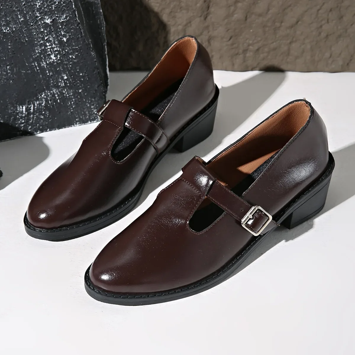 Retro Style Thick Heel Women Mary Jane Shoes Fashion Shallow Pointed Toe Ladies Comfort Office Pumps Footwear Banquet Comfortabl