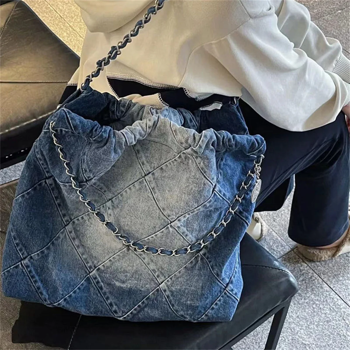 

Women Luxury 22bag Big Shopping Bags Ladies Denim 22bag Chains Handbag Top-handle Tote Bag 36cm Blue Denim Large Tote-bag