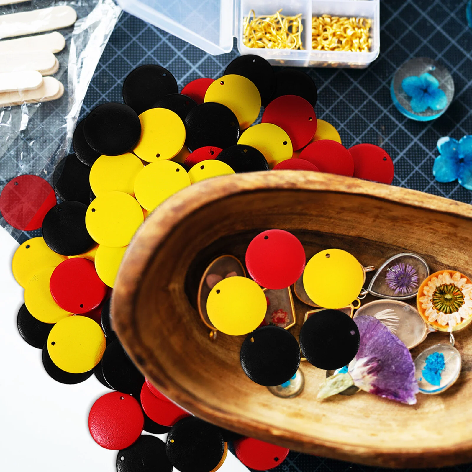 100 Pcs Round Earring Pendants Wooden Earrings Materials DIY Medallion Necklace