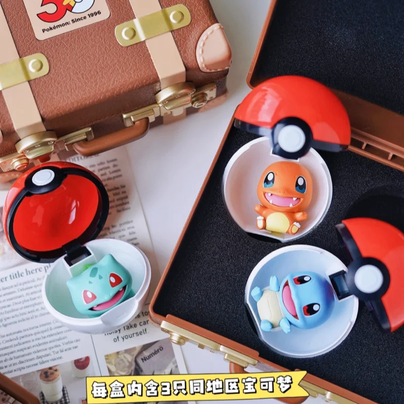 Фото Коллекционная фигурка Funism Pokemon к 30-летию: Слепая коробка-сюрприз, Покебол, настольное украшение для взрослых коллекционеров №2