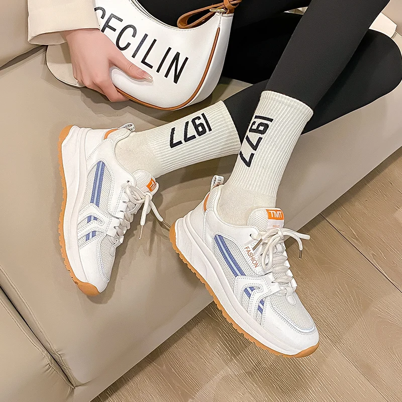 Leather Little White Shoe Woman With Breathable Net In The New Spring And Summer Season, Light Running Leather Women's Sneakers