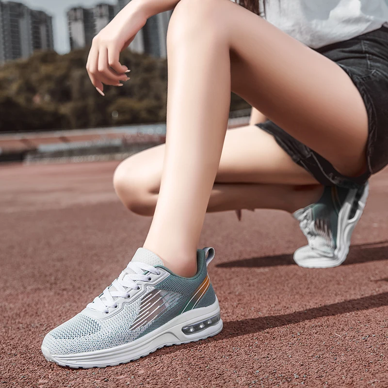 New Ladies Summer Mesh Breathable Road Running Shoes Ladies Walking Sneakers Girls Gym Training Jogging Walking Shoes