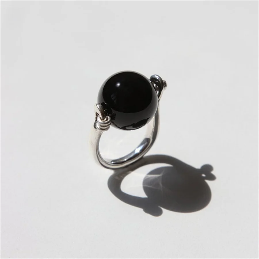 

French Fashion Commuting Trend Inlaid Black Agate Ring for Women in Europe/America Niche Circle Ball Light Luxury Charm Jewelry