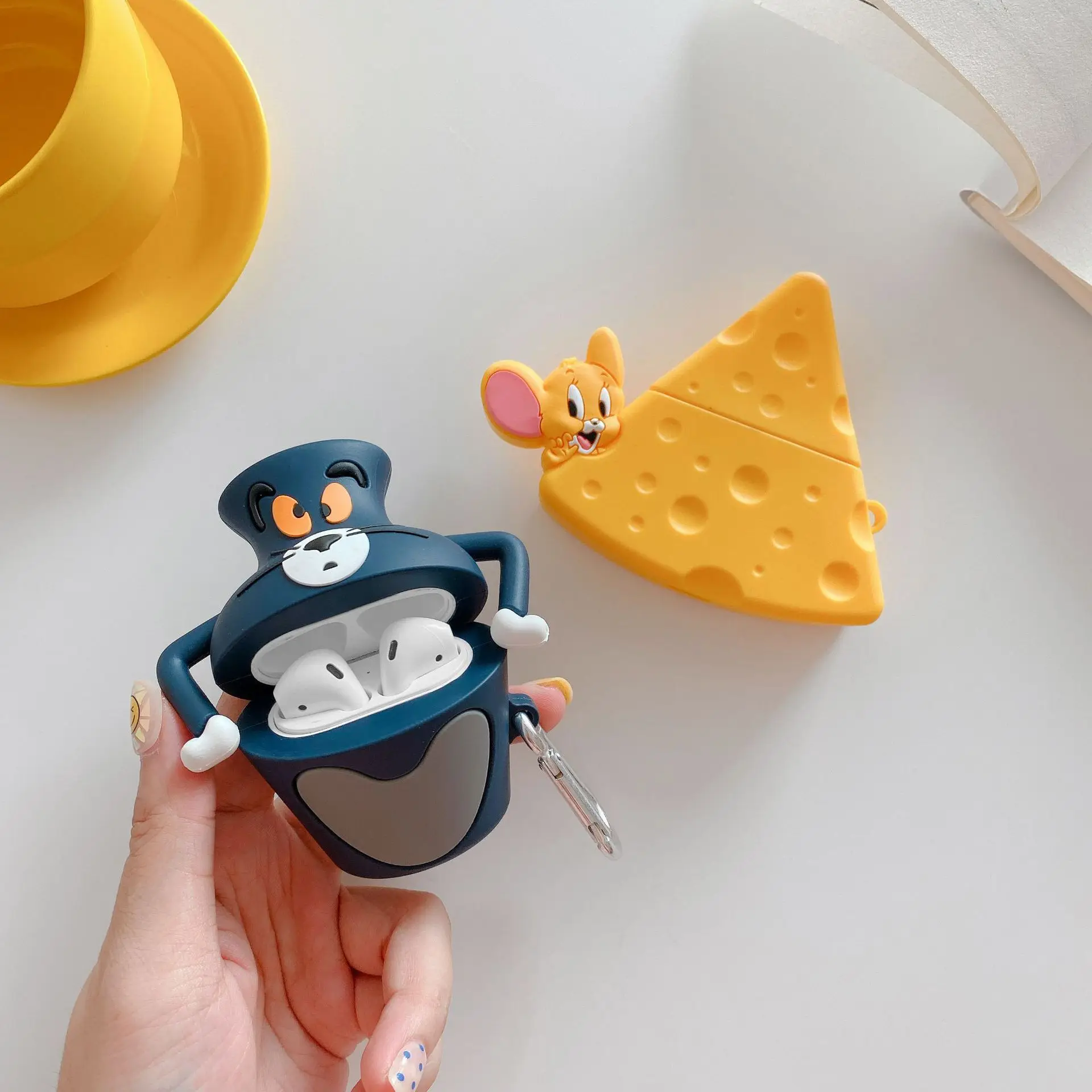 

Cute cartoon anime silicone sleeve Case for Airpods 1 2 3 Pro