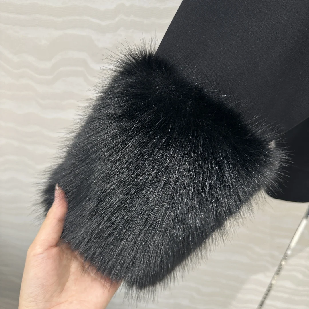 Новинка 2024 осенне-зимняя женская куртка с манжетами и плюшевым дизайном на