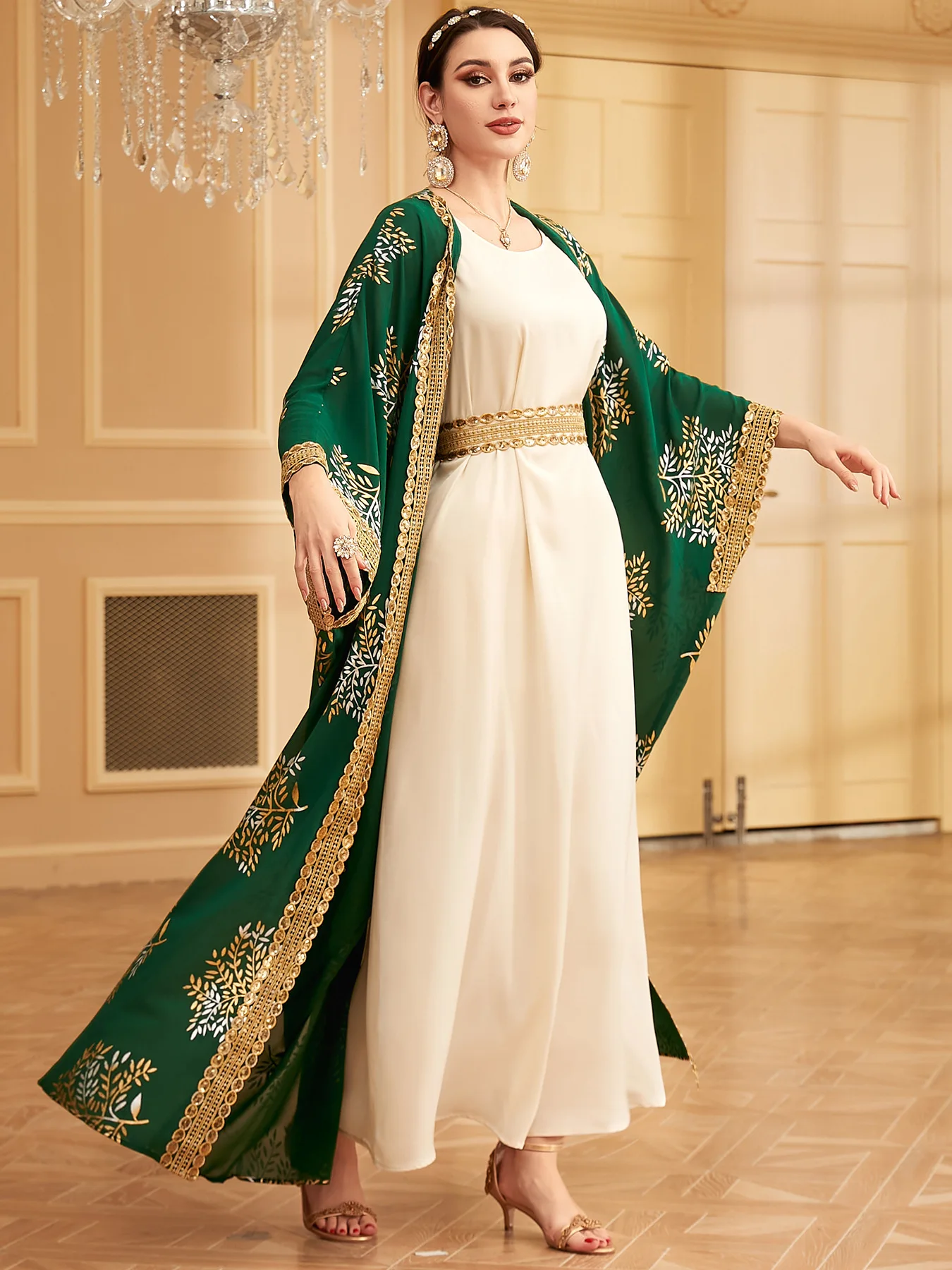 Из двух частей Абая Мусульманское женское открытое кимоно Внутреннее платье