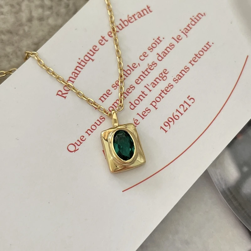 Silvology Real 925 Sterling Silver Inlay Oval Green Zircon Square Pendant Necklace for Women Elegant Simple 2022 Luxury Jewelry