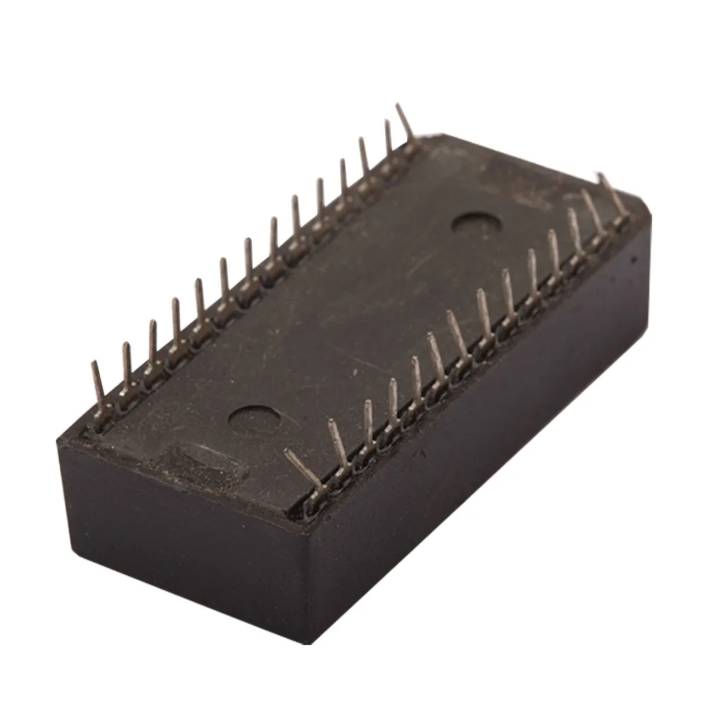 _ Часы в реальном времени параллельные 32-кбайтные часы/календарь/NV таймер