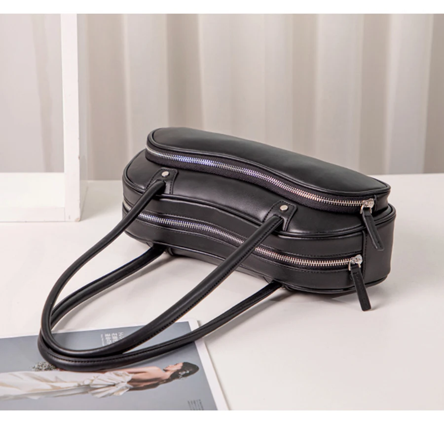 New Fashion, Simple and Trendy One Shoulder Underarm Bag, Smiling Face, Frog Portable, High Quality, Small and Popular Women's