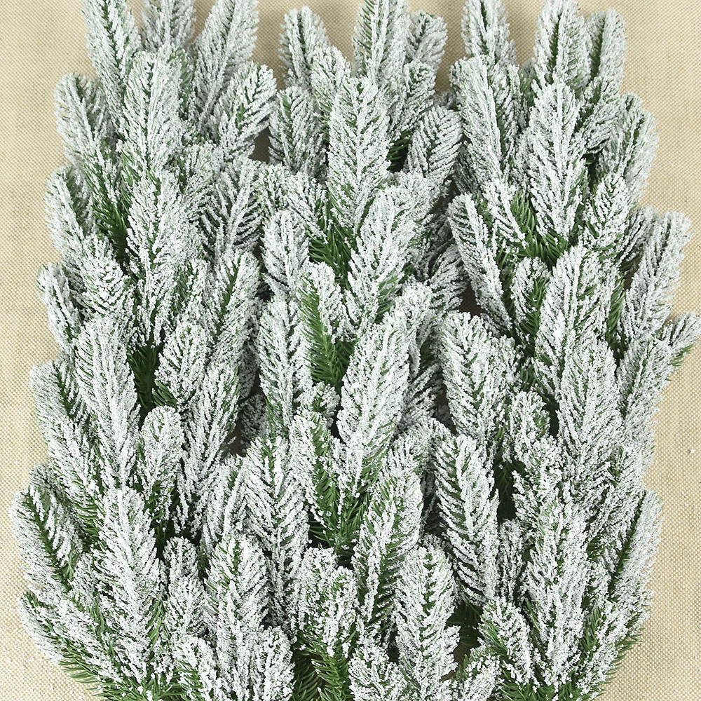 

5Pcs Christmas Pine Needle Branches Fake Plants Christmas Tree Ornamen Christmas Wreath Accessories DIY Xmas Gift Box Decor