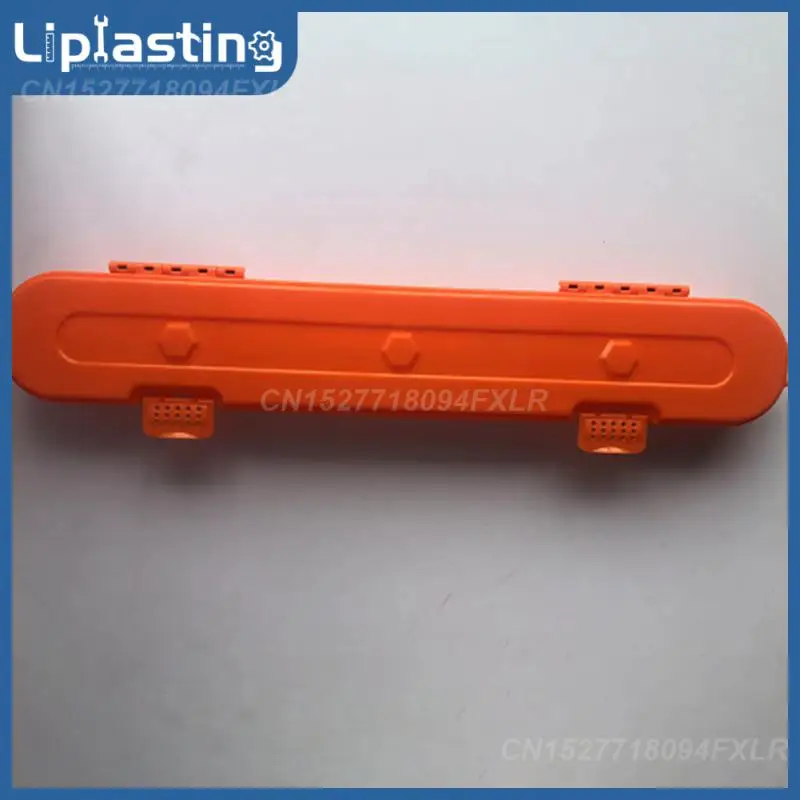 

Multifunctional Chainsaw Chain Storage Box Plastic Household High-capacity Locker Suitable For 10" 16" 18" 20" Light Tool Kit