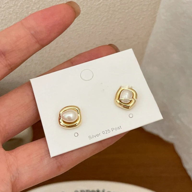 

KAITIN Irregular Pearl Geometric Women Earrings French Fashion Temperament Stud Earrings Simple Versatile Gift for Women