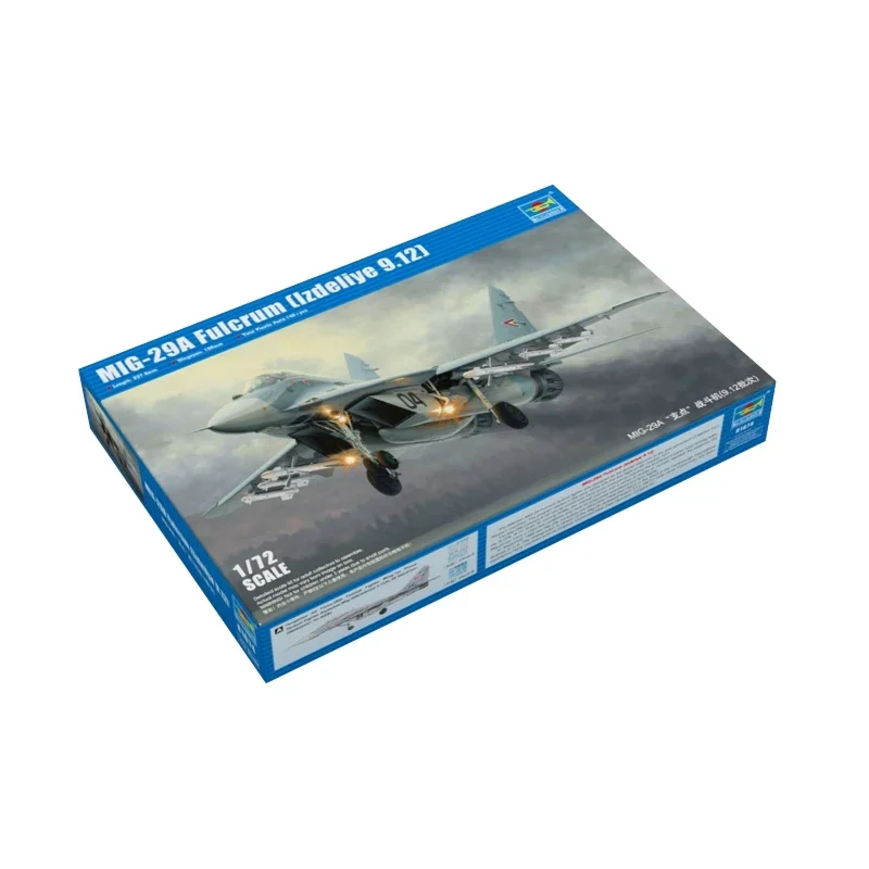 Комплект пластиковой собранной модели самолета Trumpeter TP01674 MiG-29A Fulcrum Fighter [Izdeliye 9 12]