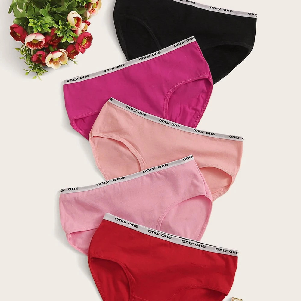 Женские трусики со средней посадкой из полиэстера