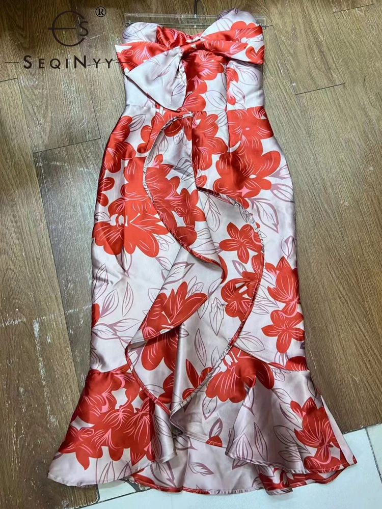 

Женское летнее платье с цветочным принтом, без бретелек