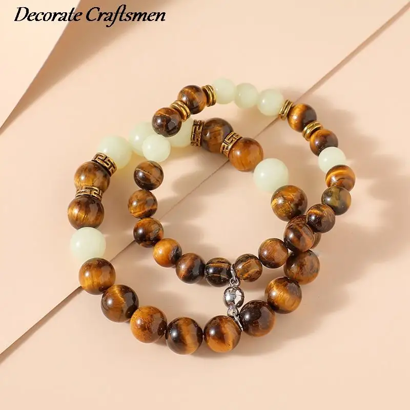 

2pcs/Set Glowing Magnet Couple Bracelet Vintage Tiger Eye Stone Distance Paired Bracelet Lovers Jewelry Banquet Party Gift