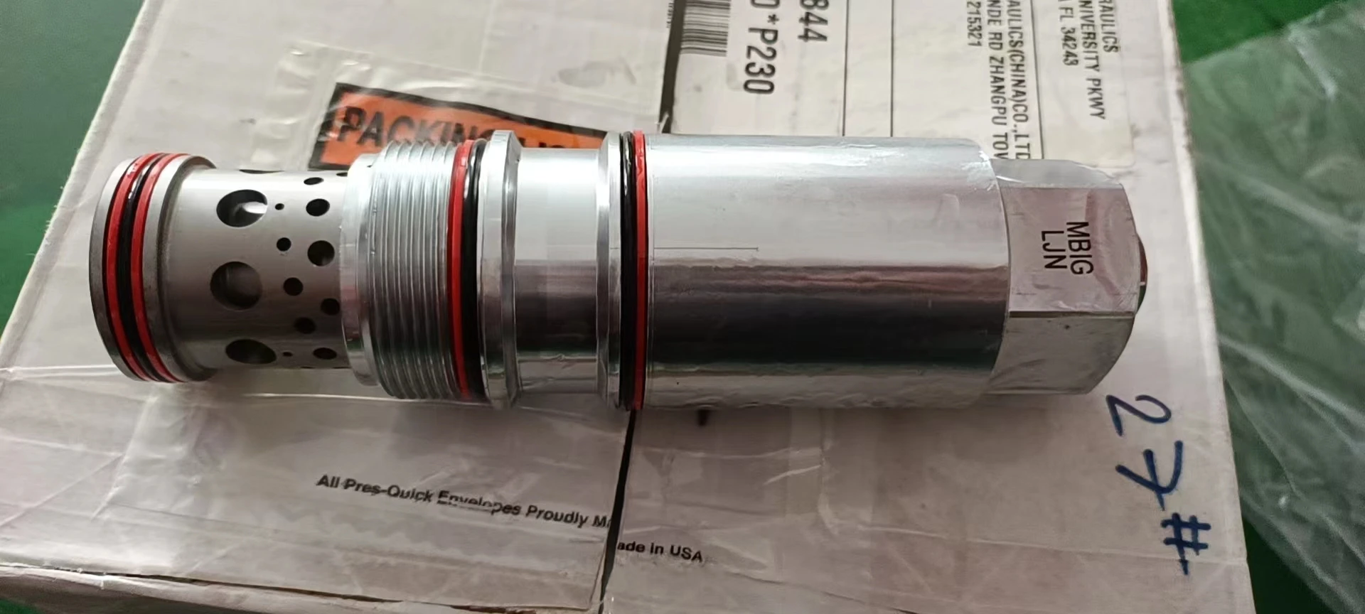 Флюоресцентный клапан управления нагрузкой HYDRAFORCE eat on vick ers IH