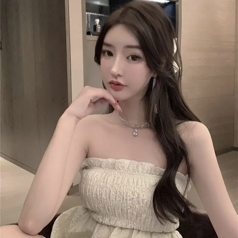 Милое элегантное мини-платье без бретелек женское летнее новое стильное