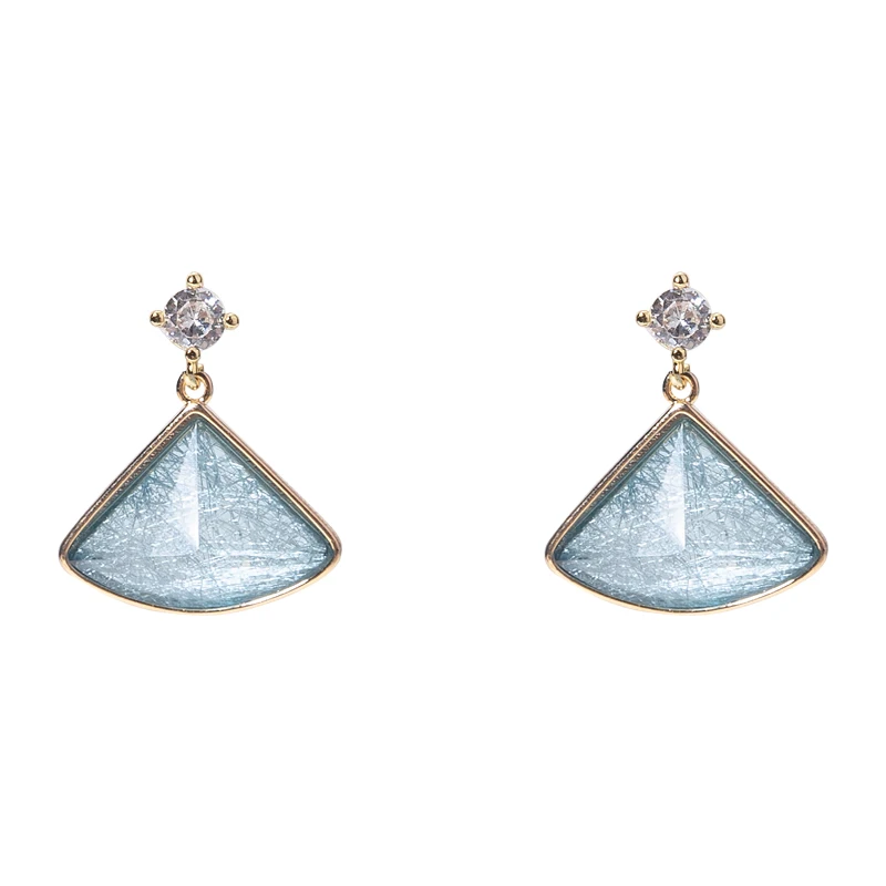 Оригинальные изысканные французские серьги-гвоздики высокого качества в форме