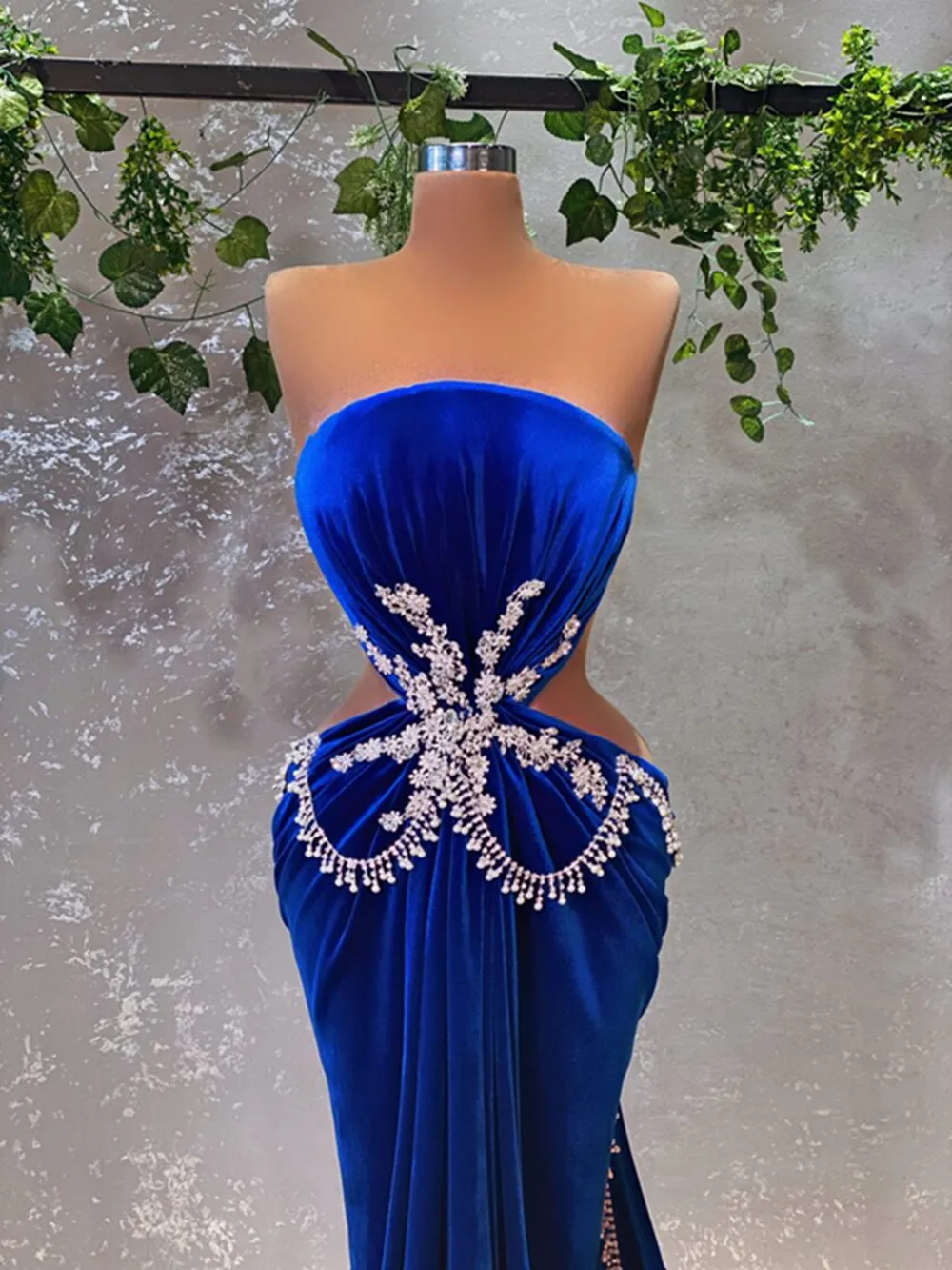 

Royal Blue Long Prom Dresses Velvet Strapless Wedding Party Dress Plus Size Custom Made Beaded Crystals Evening Gowns