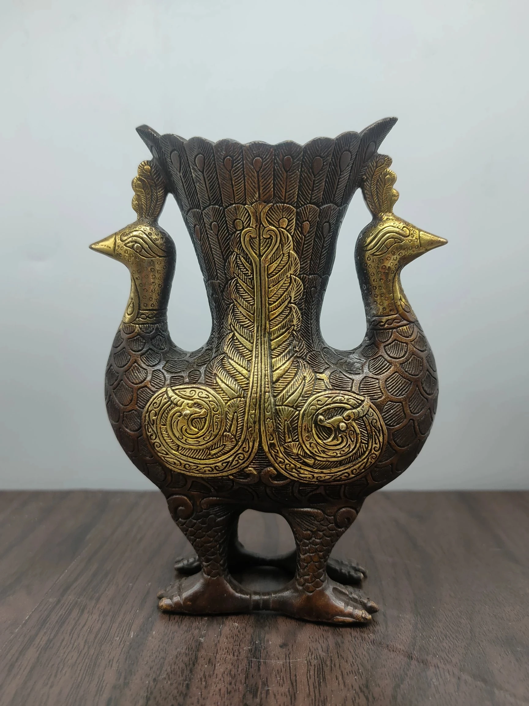 

Сборная состаренная Бронзовая статуя, чашка «Peafowl», металлические поделки, небольшой декоративный предмет, украшение для дома