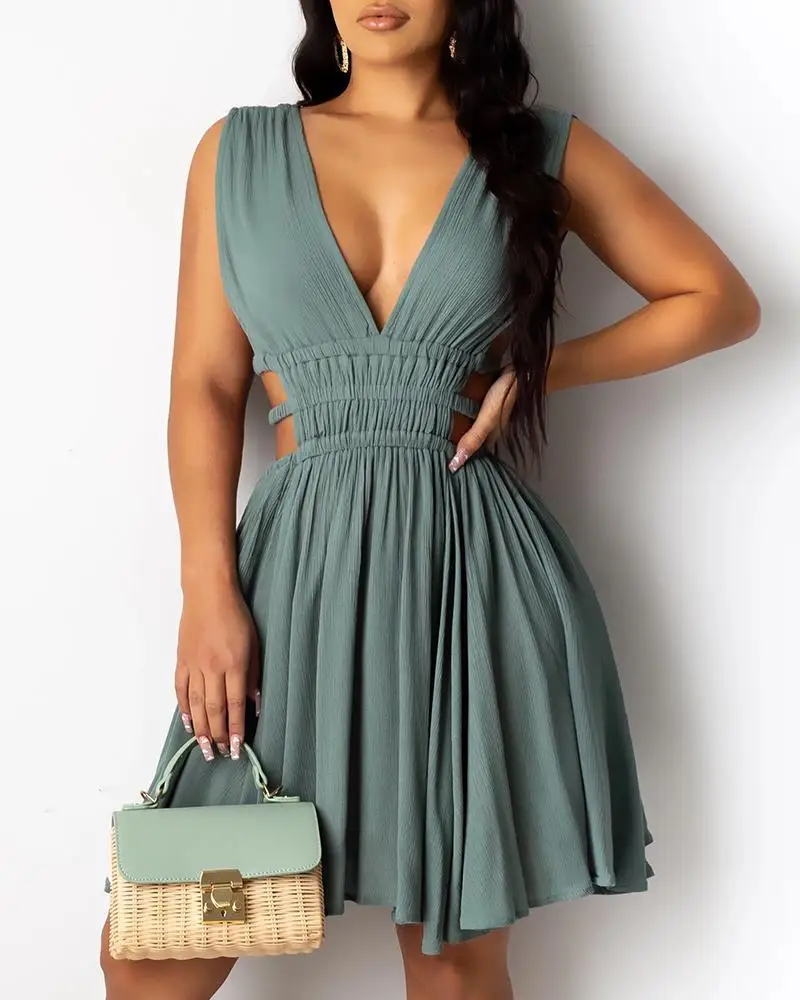 

Женское однотонное мини-платье с V-образным вырезом и открытой спиной