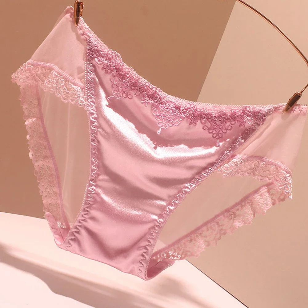 Бесследные брифы женские легкие кружевные трусики с каймой дышащее мягкое