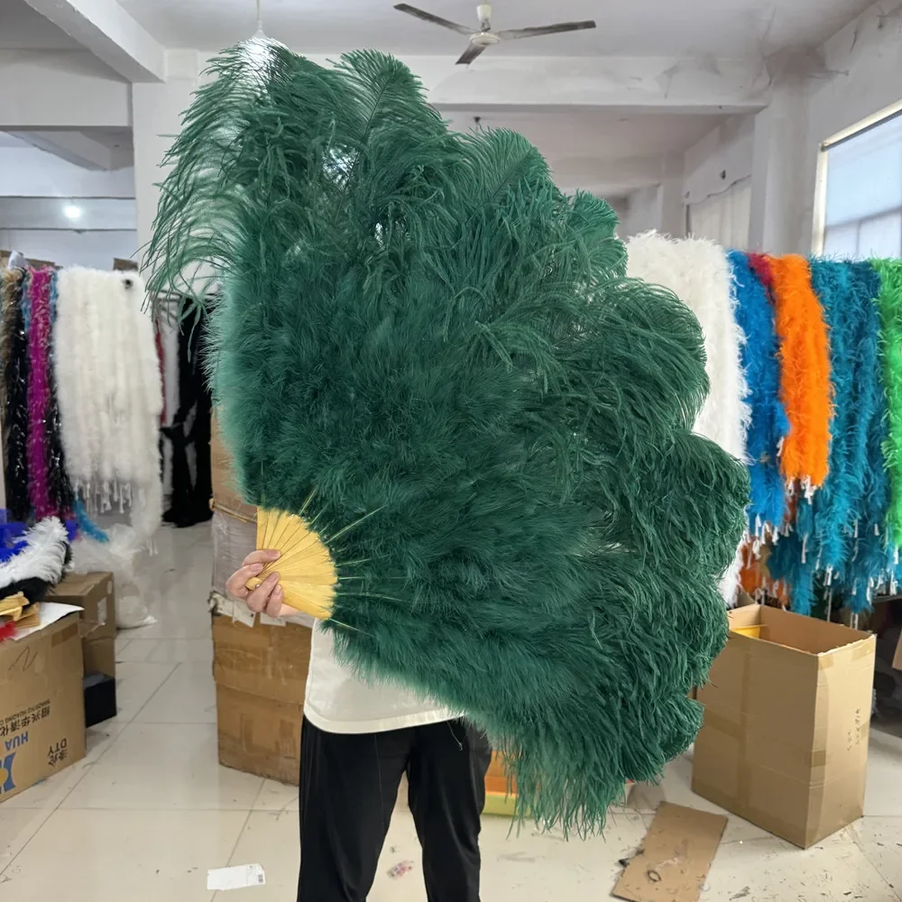 

Сценический веер из страусиных перьев белый 130 см