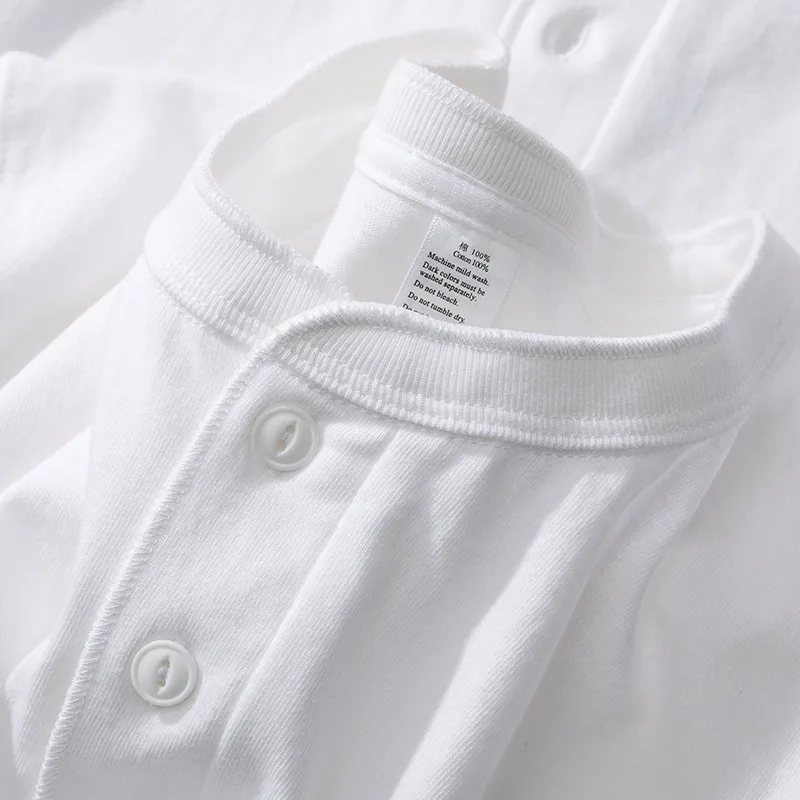 

Мужские футболки Henley с коротким рукавом, лето 2023, новые хлопковые повседневные футболки без воротника, модные однотонные пуговицы, базовые топы Homme 3XL