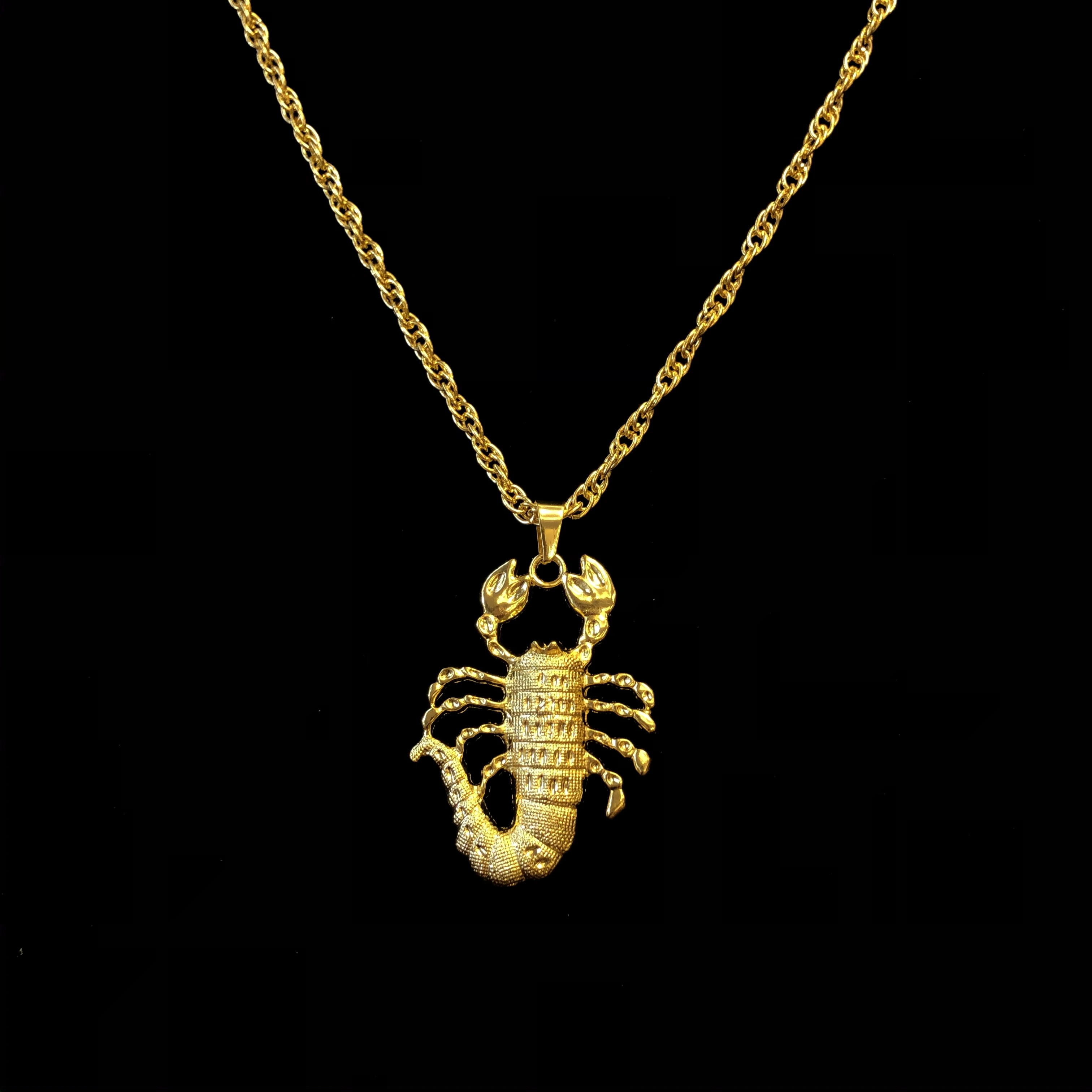 

High End Scorpion Pendant Necklace Men's Fashion Metal Animal Accessories Hip Hop Punk Jewelry Party Gift
