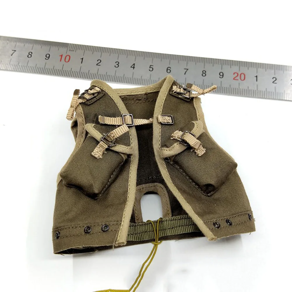 

UJINDOU UD9013 1/6 WWII Series The British Commando Of Year 1944 Camo Hang Chest Vest White Sweater Accessories Fit 12" Figure