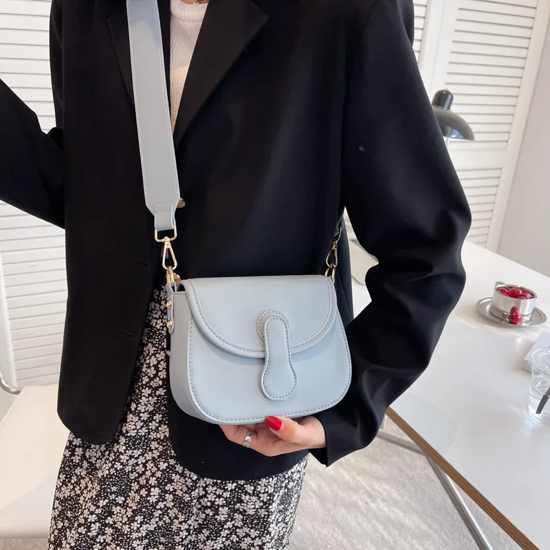 

Pu Leather Women's Shoulder Bag Fashion Small Crossbody Saddle Bags for Women 2022 Ladies Luxury Designer Female Handbag Bolsas