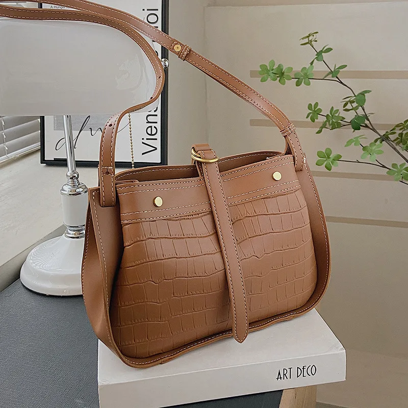 

bags for women 2022 new luxury handbags bolso replica Fashion Retro Handbag Female Shoulder Bag Messenger bag Stone grain tote